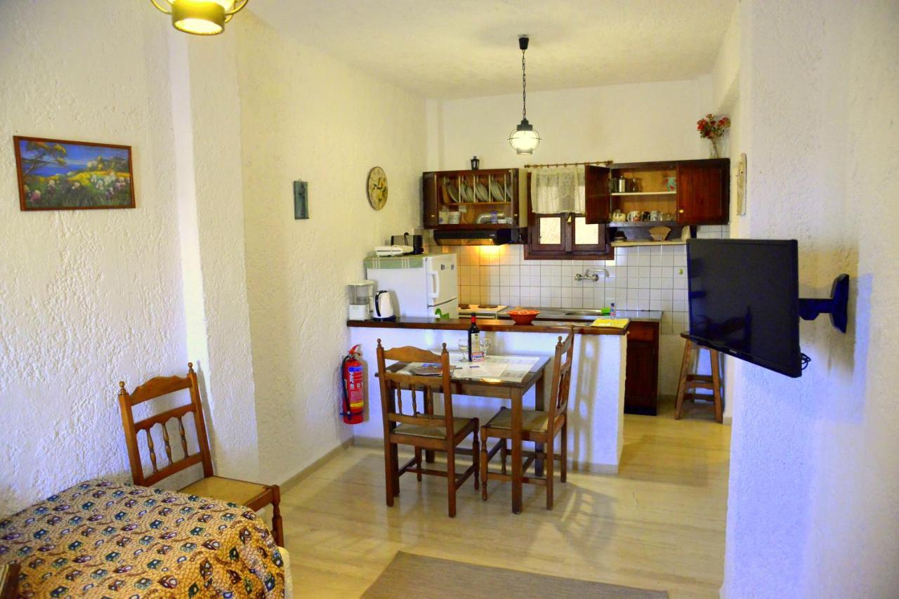 Filoxenia Villa Кутсунари Экстерьер фото