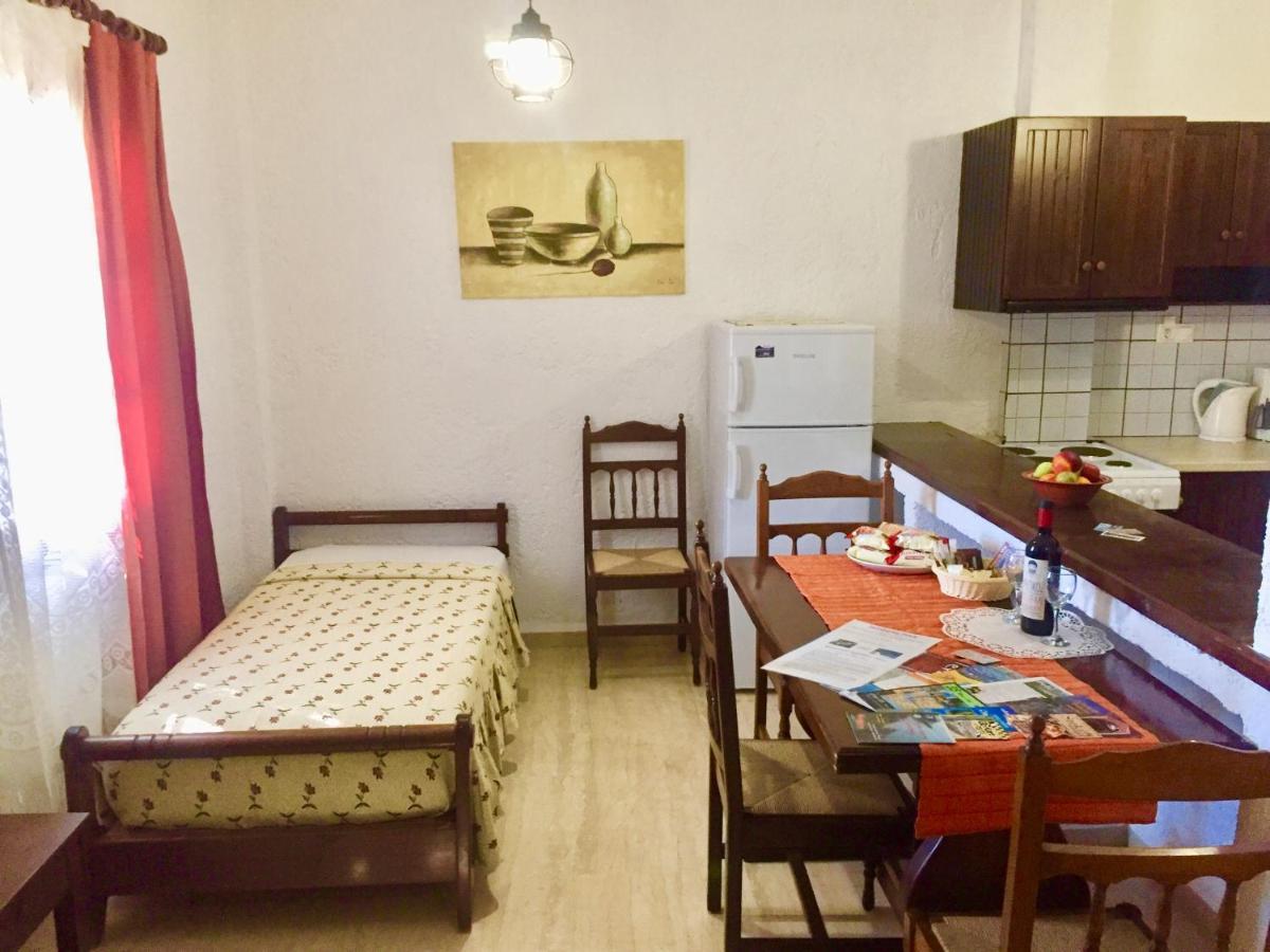 Filoxenia Villa Кутсунари Экстерьер фото